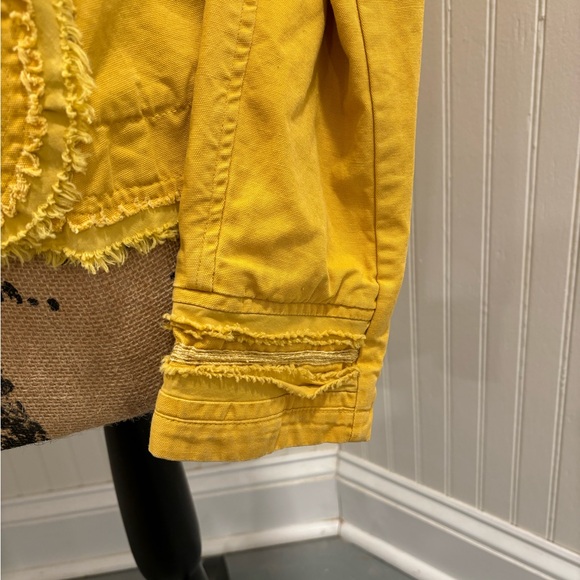 Funky jacket - Picture 3 of 5